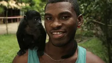 Santino le singe hurleur et Shelley le guépard