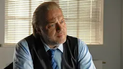 Le Renard  S40E11 Du sang sur l'asphalte