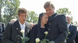 Le Renard  S37E01 J'irai mourir sur vos tombes