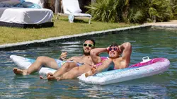 Le reste du monde : Romance à Ibiza