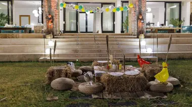 Le reste du monde : Romance à Ibiza