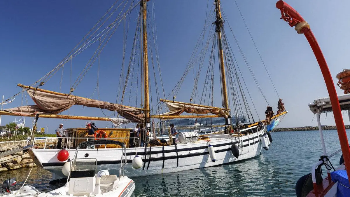 Le reste du monde : Romance à Ibiza