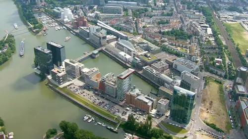 Le Rhin vu du ciel Le Rhin dynamique