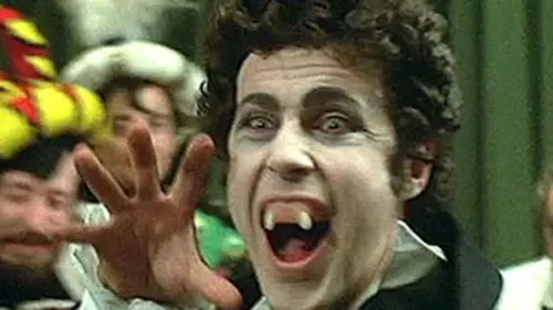 Le sadique aux dents rouges