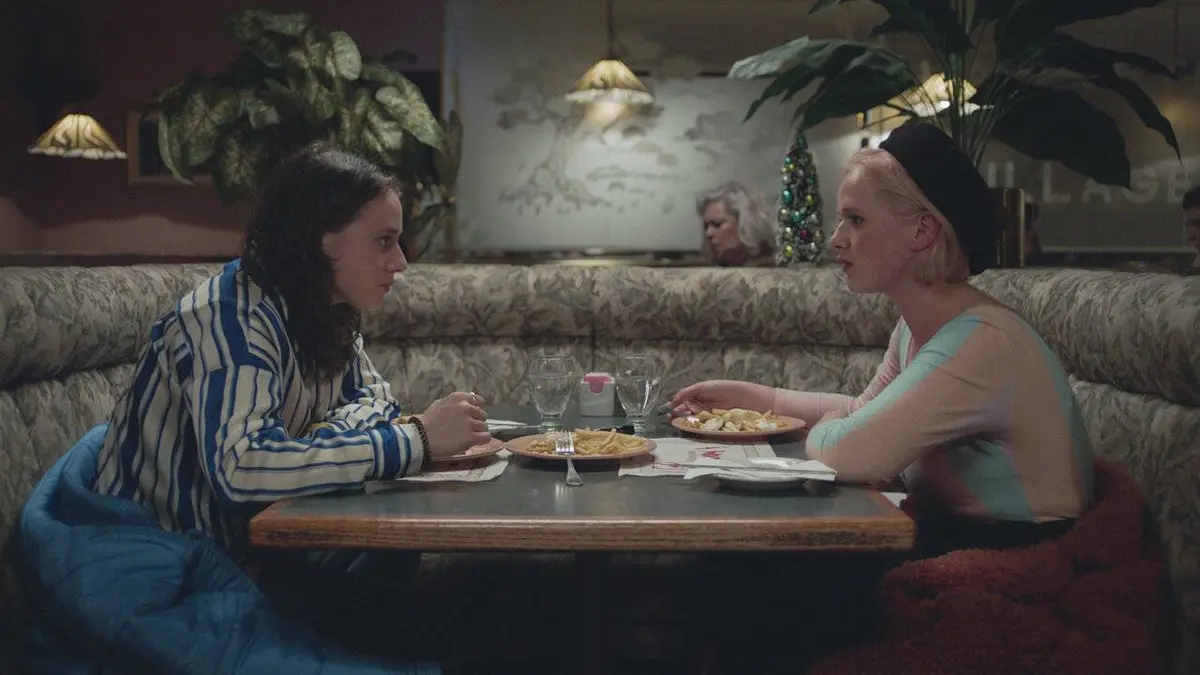 Le temps des chenilles S02E01 Noir de frette