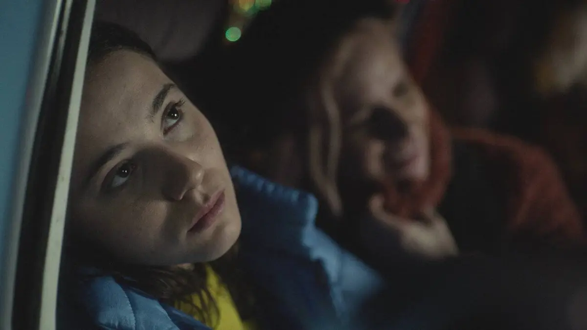 Le temps des chenilles S02E02 Monique