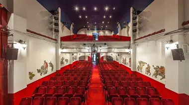 Le Théâtre des Deux Anes : 100 ans et toutes ses dents