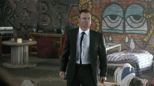 Le transporteur - la série S01E07 Une bombe dans Paris