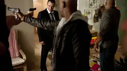 Le transporteur - la série  S01E09 12 heures pour survivre