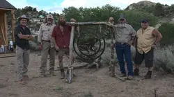 Le trésor du ranch maudit Avec prudence