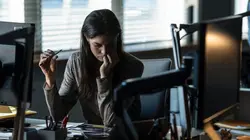 Le tueur de l'ombre S03E01 en streaming