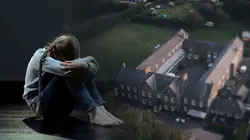 Le ventre de la bête Les 13 polices