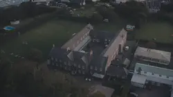 Le ventre de la bête