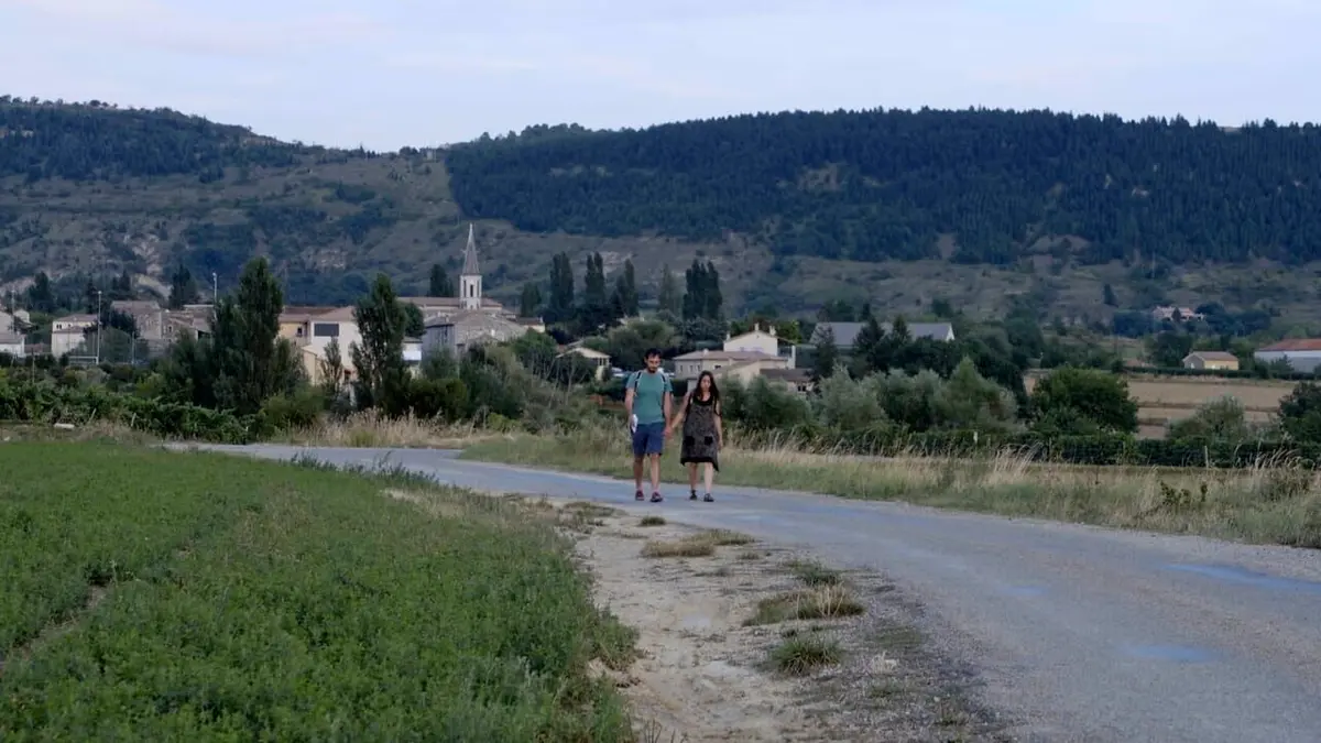 Le village Ce que j'ai fait pour elle aucune bête ne l'a fait