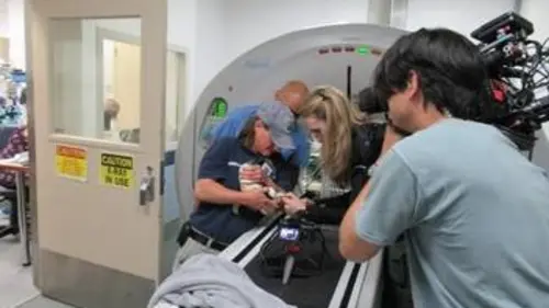 Le zoo du Bronx S02E05 La romance des loris