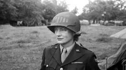 Lee Miller : Mannequin et photographe de guerre