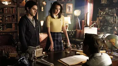 Legacies S02E07 L'énigme du Sphinx