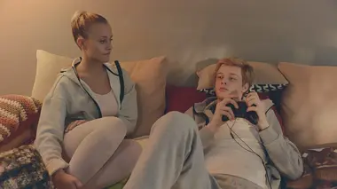 Léna, rêve d'étoile S01E10 Une mère envahissante