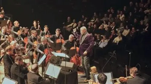 Leonard Bernstein : «Mass», oratorio scénique