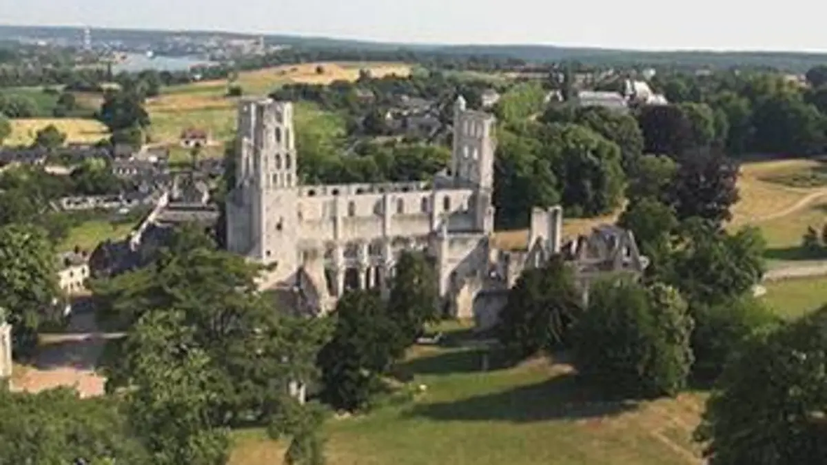 Les 100 lieux qu'il faut voir S03E00 La Seine-Maritime, des falaises d'Etretat au bocage normand
