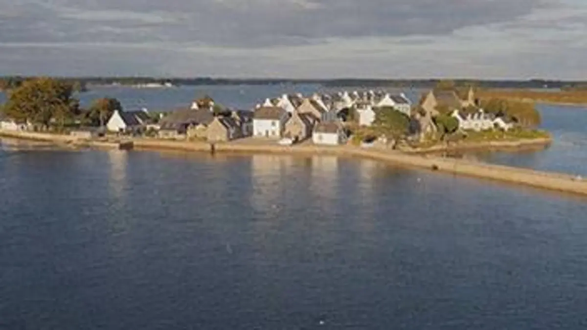 Les 100 lieux qu'il faut voir S03E00 Le Morbihan, des îles du Golfe à l'arrière-pays breton