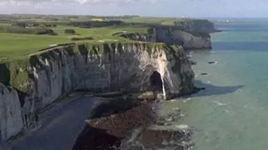 La Seine-Maritime, des falaises d'Etretat au bocage normand