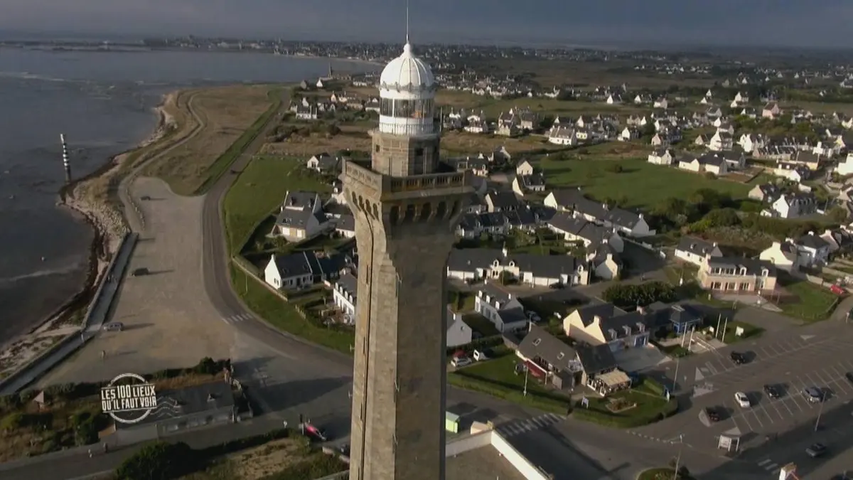 Les 100 lieux qu'il faut voir Les Côtes-d'Armor, de la côte d'Emeraude à l'île de Bréhat