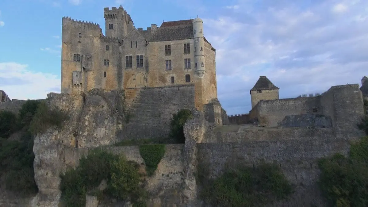 Les 100 lieux qu'il faut voir S02E01 Le Périgord noir