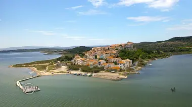 Les 100 lieux qu'il faut voir Au fil du Canal du midi, de Toulouse à l'étang de Thau