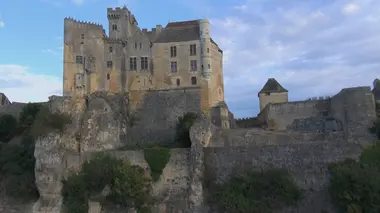 Les 100 lieux qu'il faut voir S02E01 Le Périgord noir