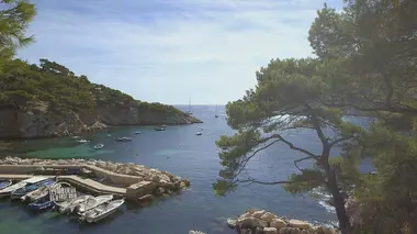 Les 100 lieux qu'il faut voir S03E08 Les Bouches-du-Rhône, de la Camargue aux Calanques