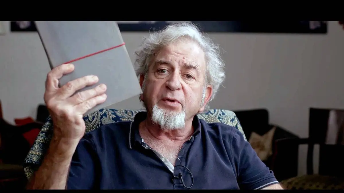 Les 54 premières années