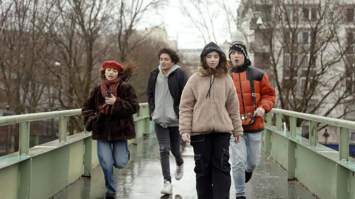 Les ados, têtes à clap !