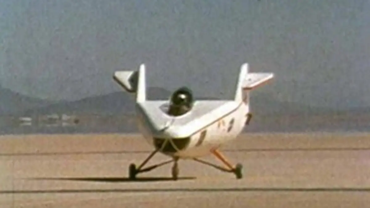 Les ailes expérimentales E05 X comme expérimental