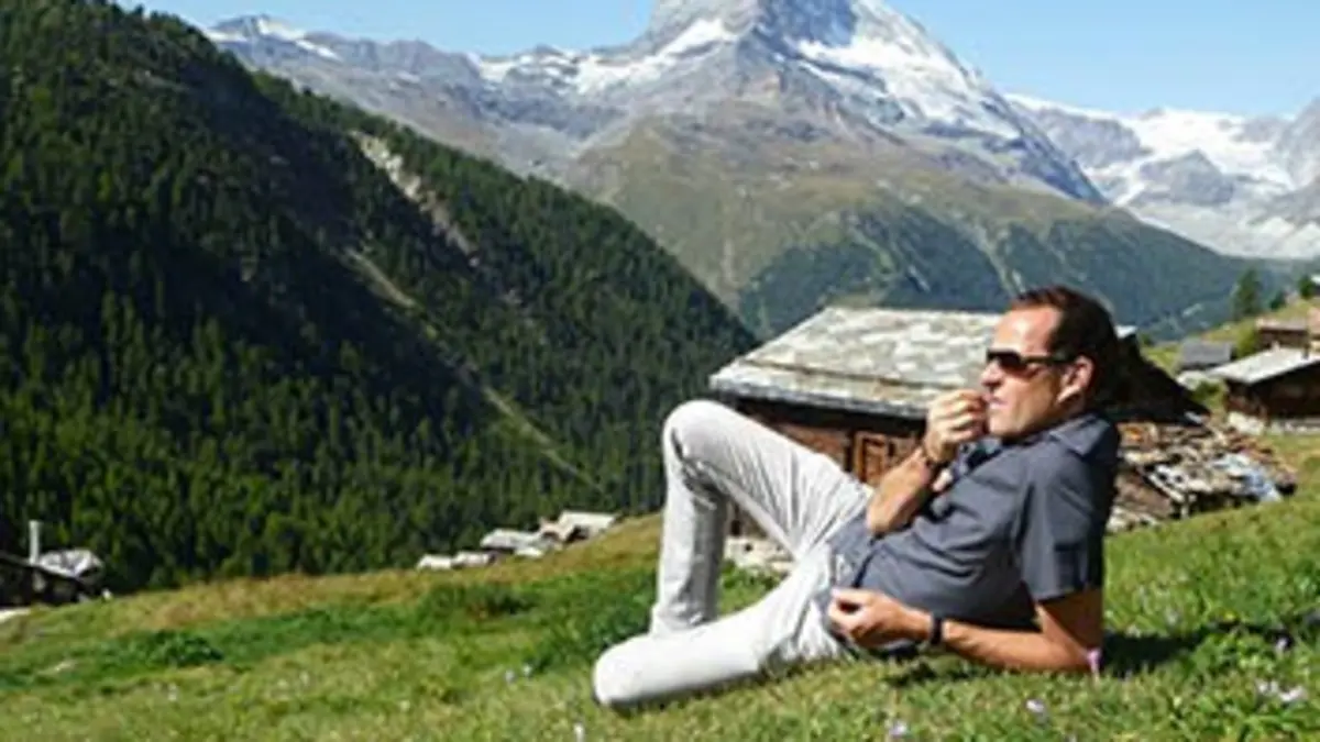Les Alpes vues du ciel E01 De l'Oberland au canton de Vaud