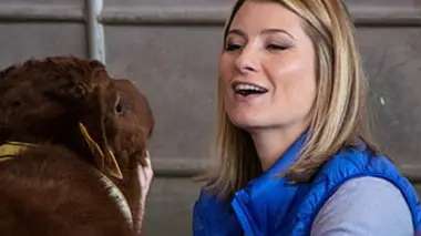 Dans les coulisses de la plus grande ferme de France : bienvenue au Salon de l'agriculture