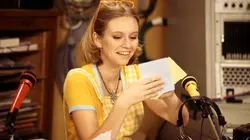 Les années fac S01E07 Message radio