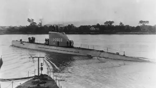 Casting Les armes secrètes de la Seconde Guerre mondiale Vaisseaux