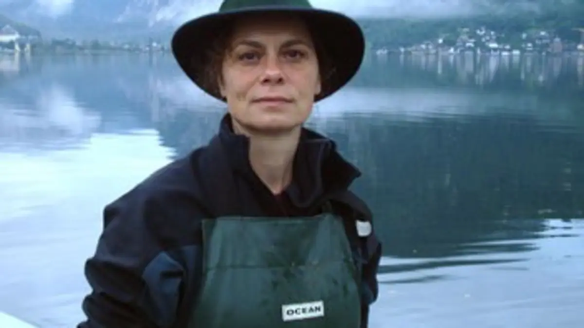 Les aventures culinaires de Sarah Wiener dans les Alpes E01 Le Salzkammergut