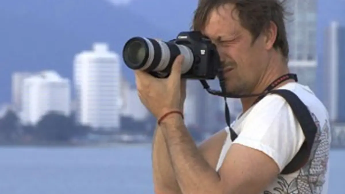 Les aventures d'un gentleman-voyageur E03 Les dragons de la mer de Chine : Sydney - Singapour