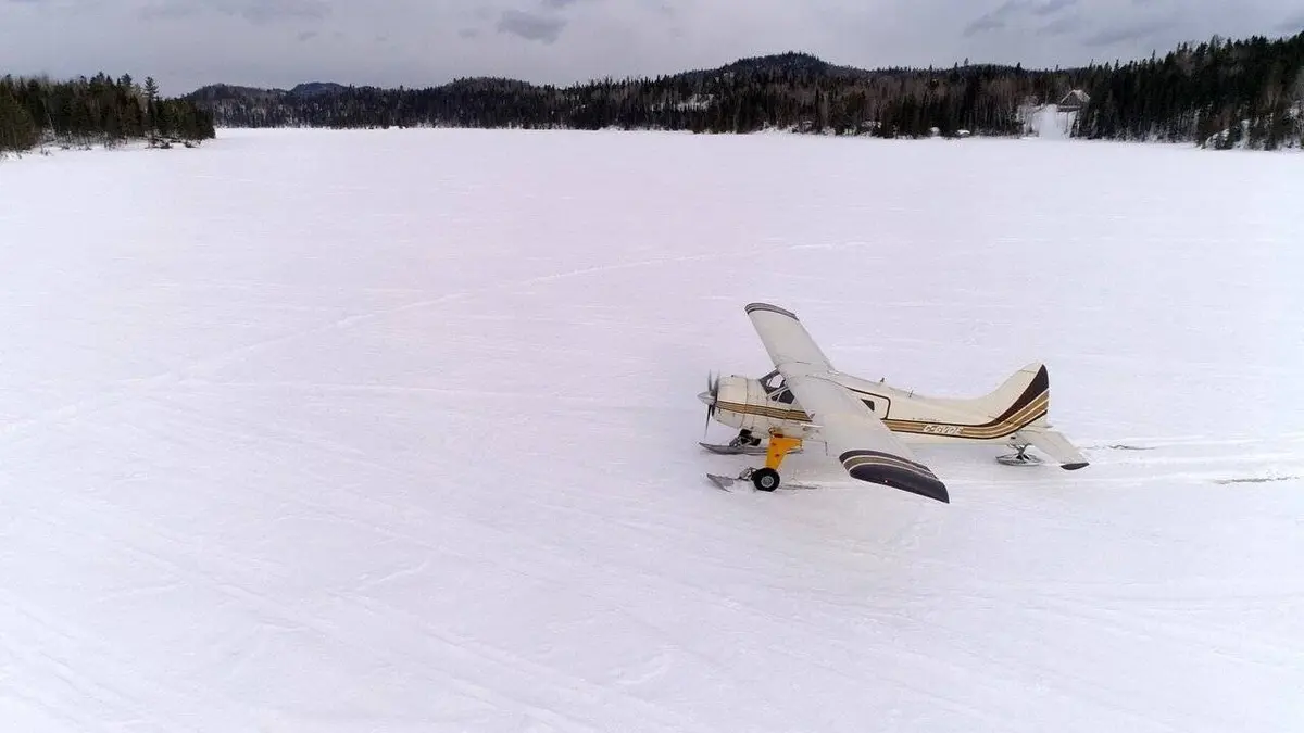 Les avions du bout du monde S01E03 Québec, l'omnibus des airs