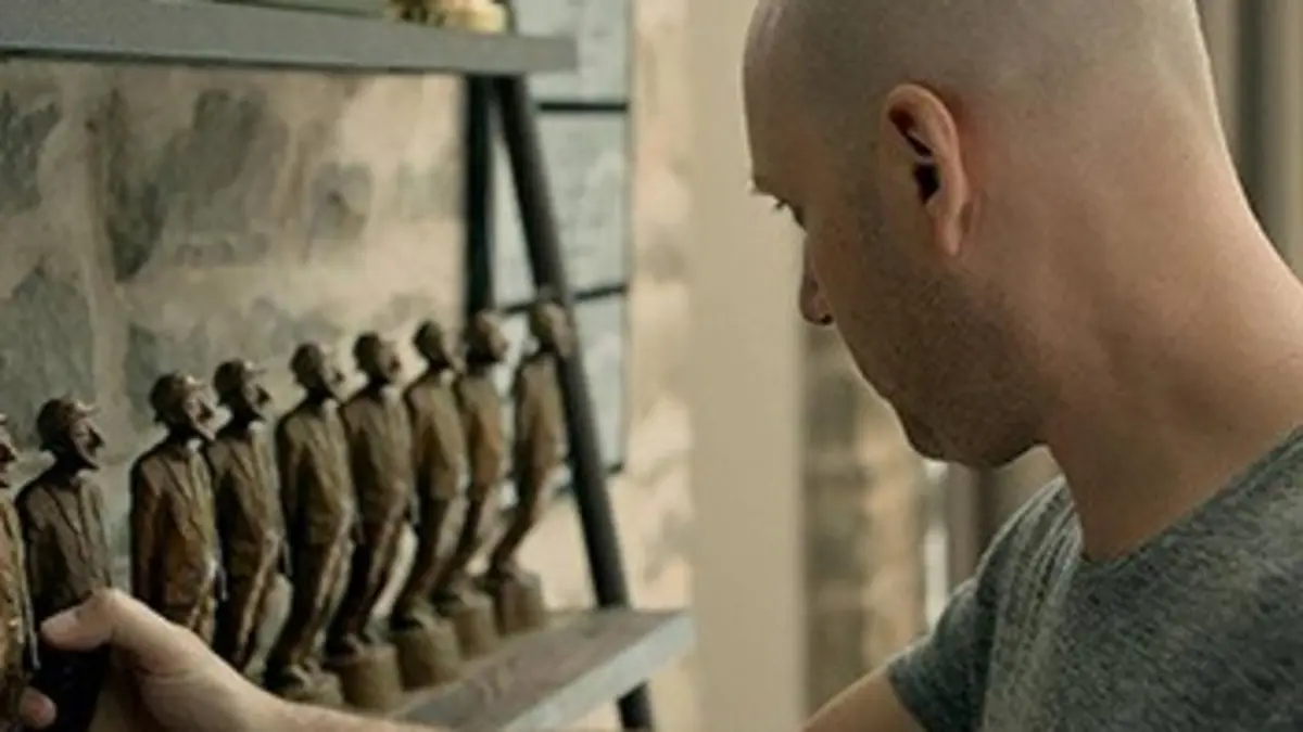 Les beaux malaises S01E04 L'argent