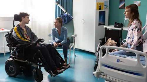 Les bracelets rouges S04E01