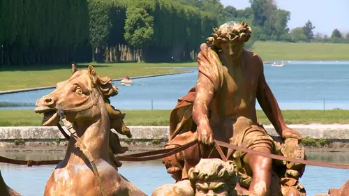 Photos de Les carnets de Julie S02E20 Versailles