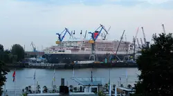 Les chantiers de l'Atlantique : constructeurs de géants