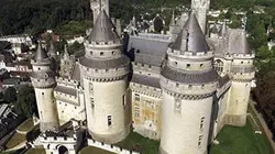 Les châteaux de France S01E02 Pierrefonds