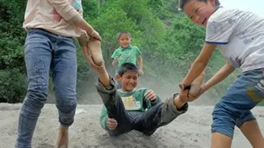 Le chemin de l'école de Qiang (Chine)