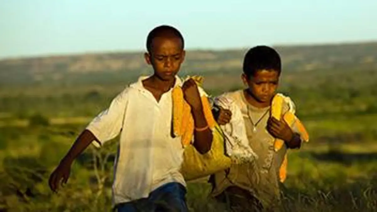 Les chemins de l'école S01E03 Le chemin de l'école d'Olivier et Francklyn (Madagascar)