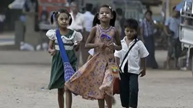 San, Waï et Myo, Birmanie