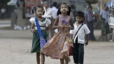 Les chemins de l'école de Stas, Chanda, San et Wai (Sibérie, Inde, Birmanie)